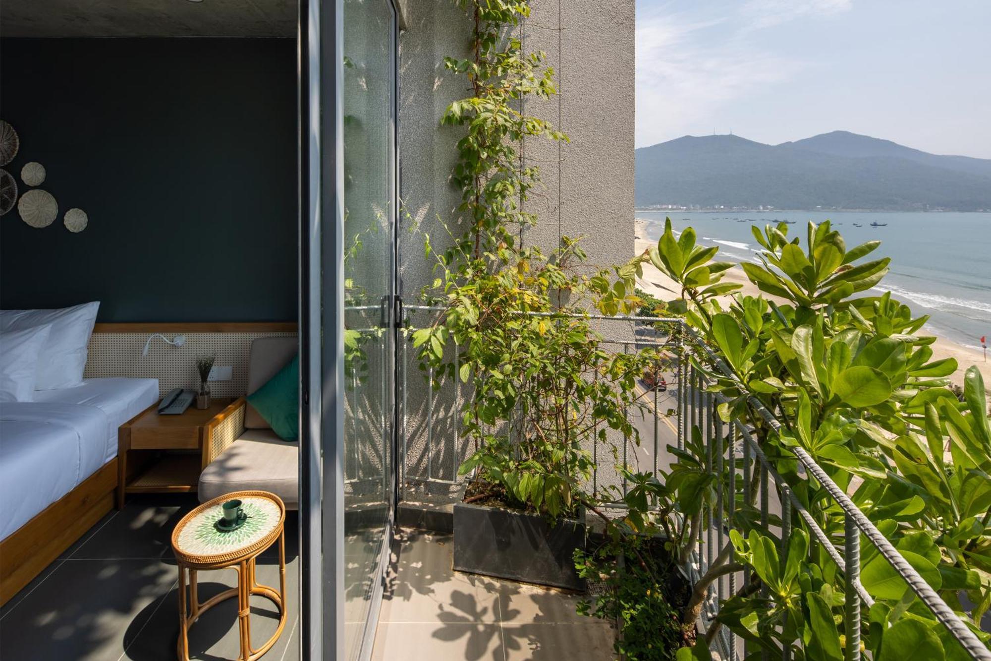 Leaf Beachfront Hotel Da Nang Bagian luar foto