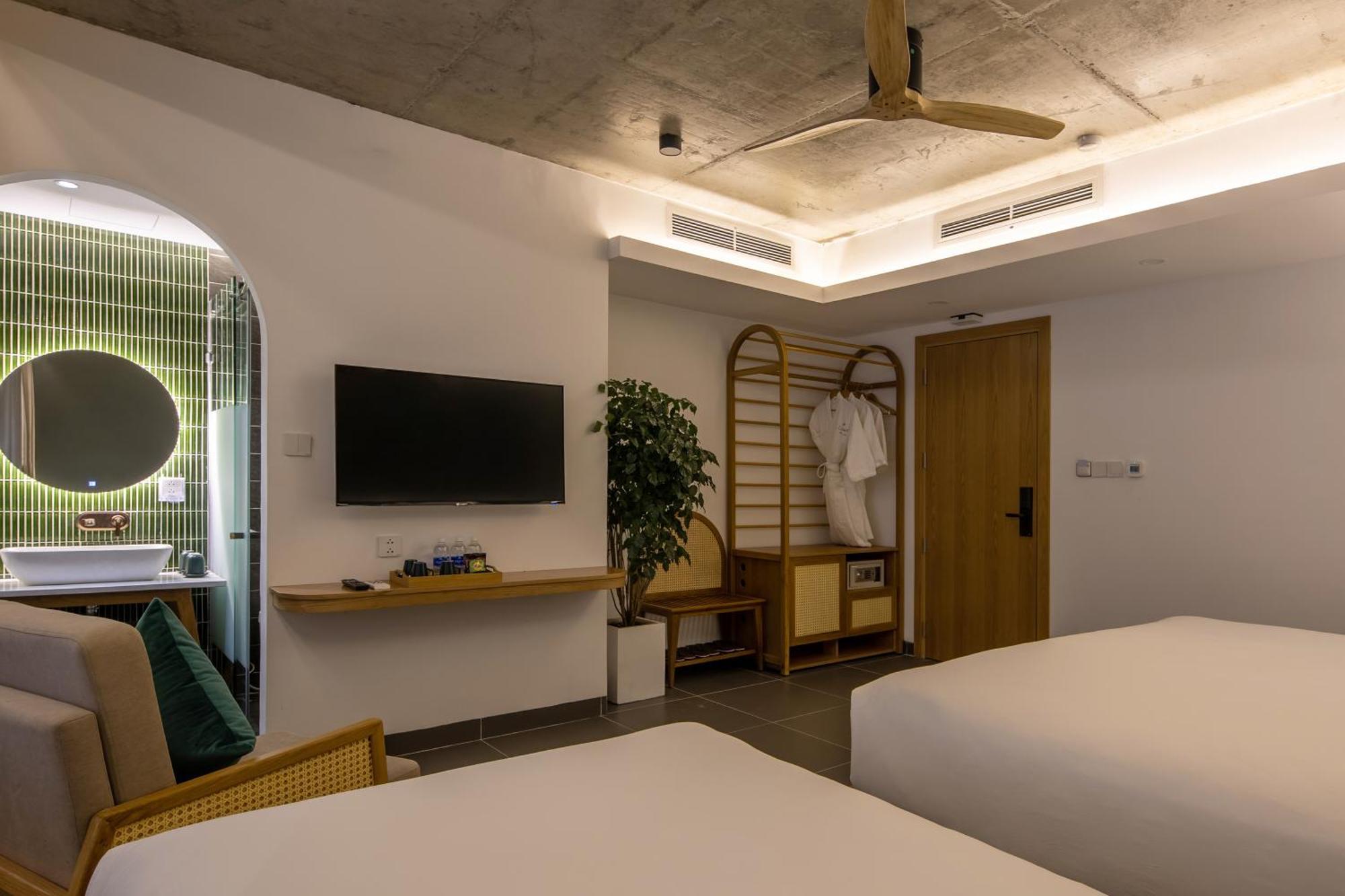 Leaf Beachfront Hotel Da Nang Bagian luar foto